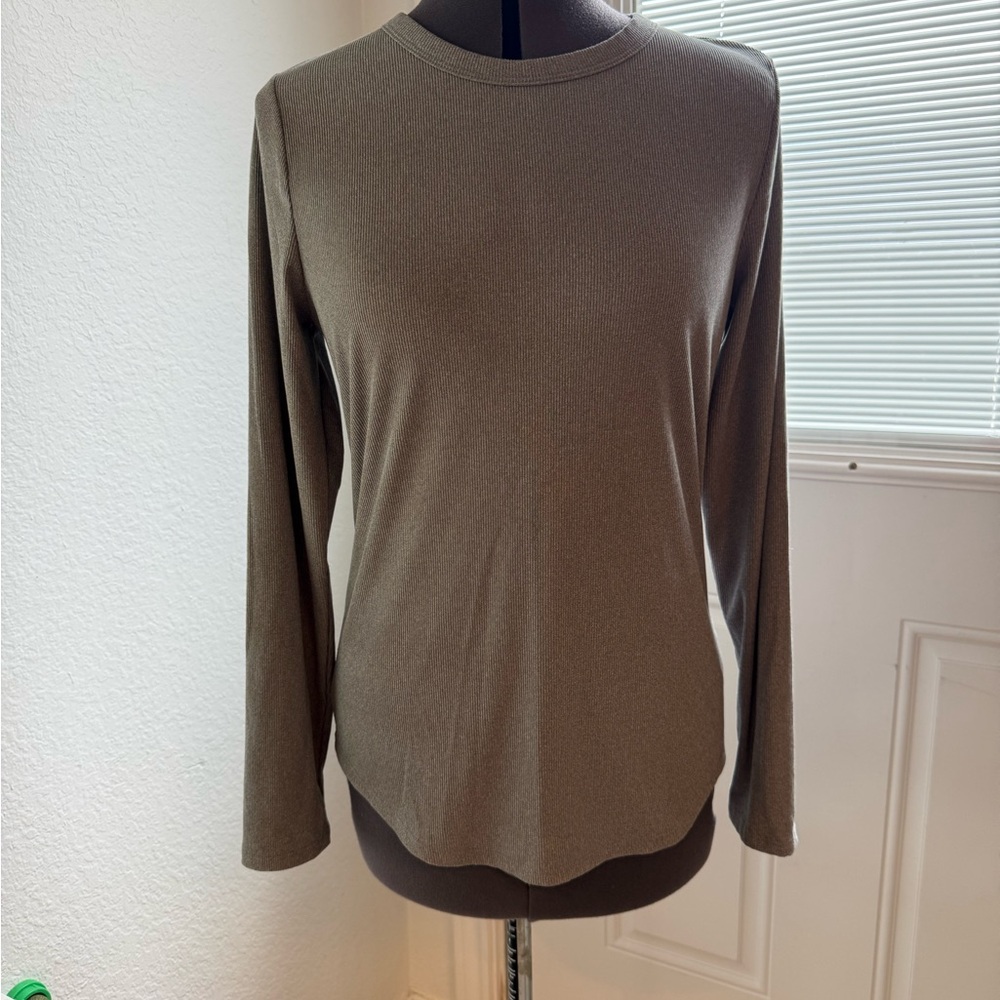 No Boundaries Ribbed Gray Top
